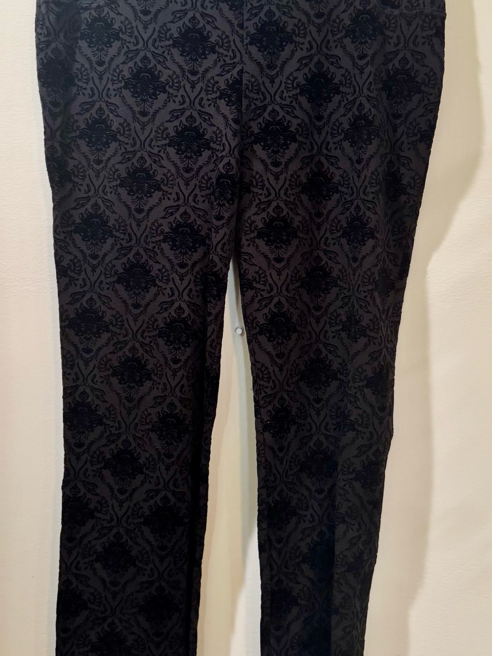 Women's Black Jacquard Ankle Pants